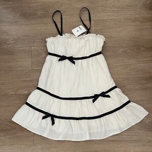 ILLA ILLA White Dress with Black Accents